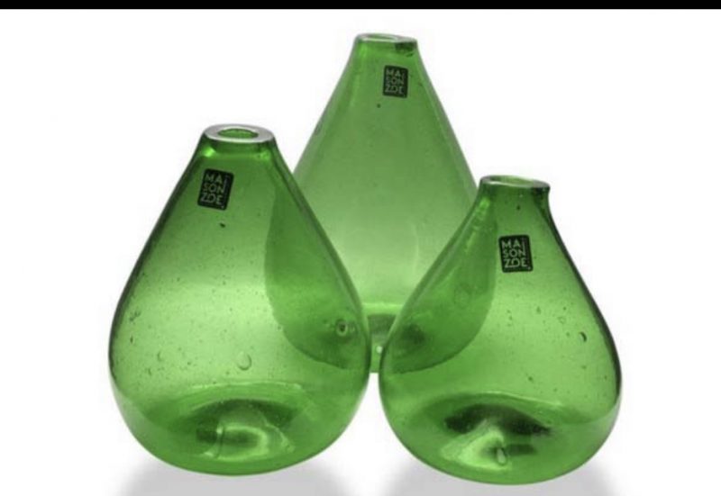 groene vazen van gerecycled glas in groen