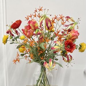 Oranje/geel kunstbloemen boeket