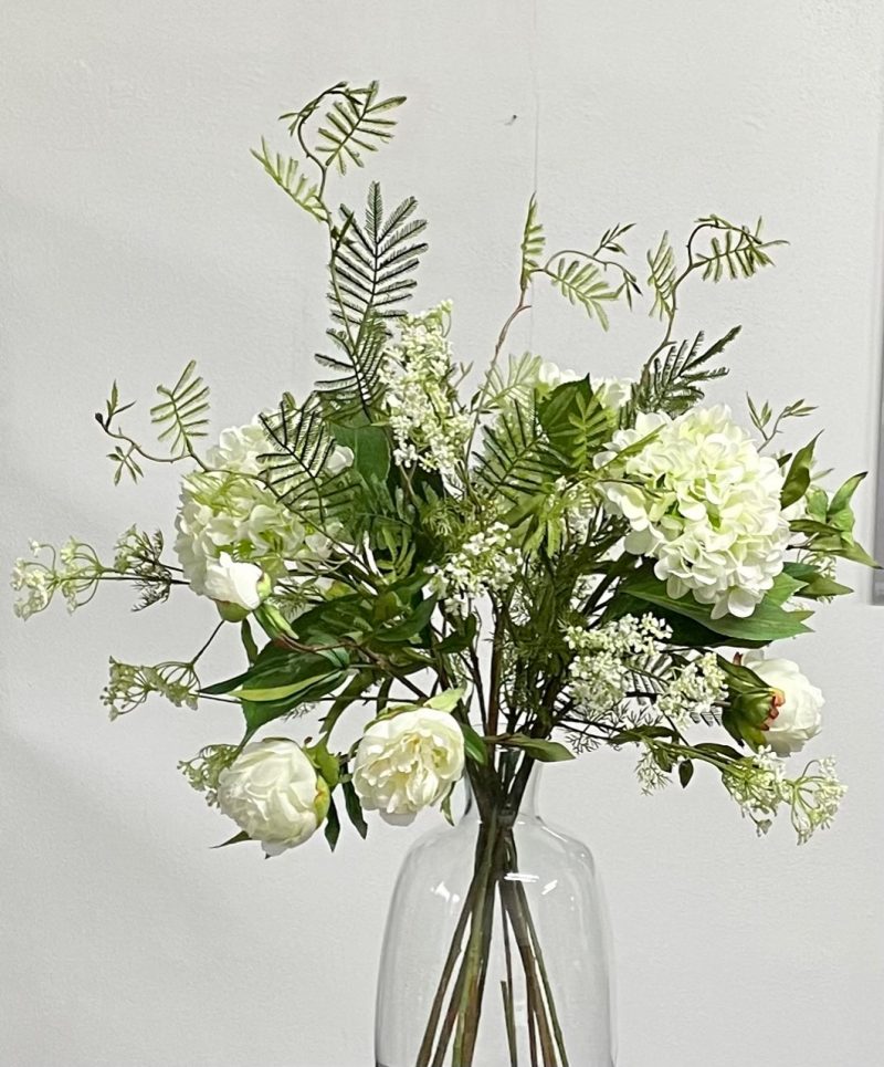 Kunstbloemen boeket met witte hortensia