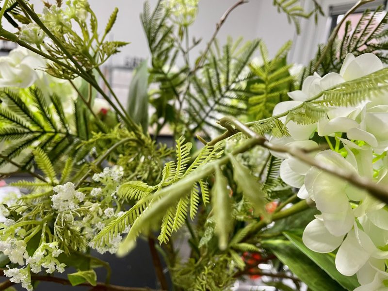 Kunstbloemen boeket met witte hortensia